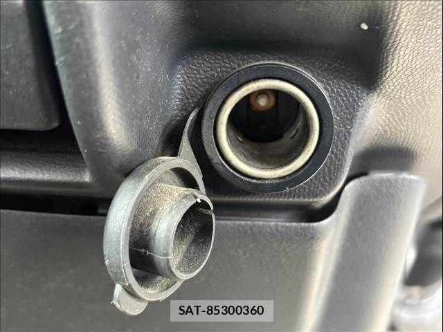 Suzuki PALETTE 2012-06 8781584-29