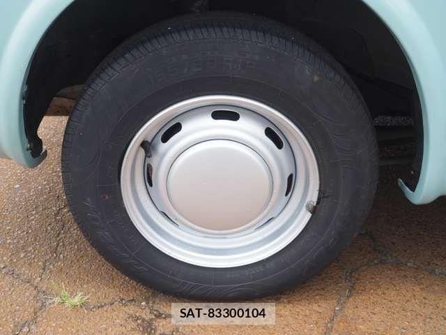 Nissan PAO 1990-04 8209483-15