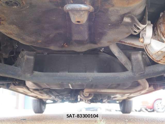 Nissan PAO 1990-04 8209483-17