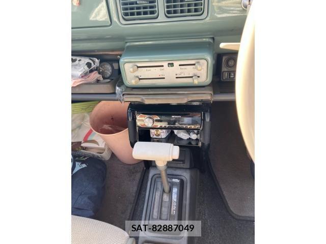 Nissan PAO 1989-12 8628325-19