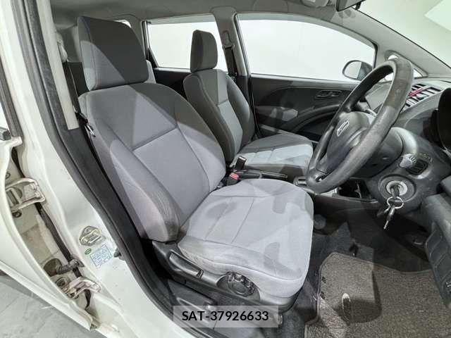 Honda e 2007-12 6527131-10