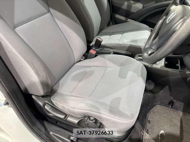 Honda e 2007-12 6527131-11