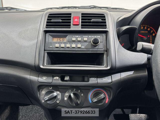 Honda e 2007-12 6527131-20