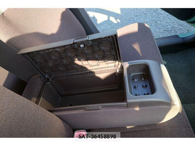 Toyota PASSO 2014-06 1073753-25