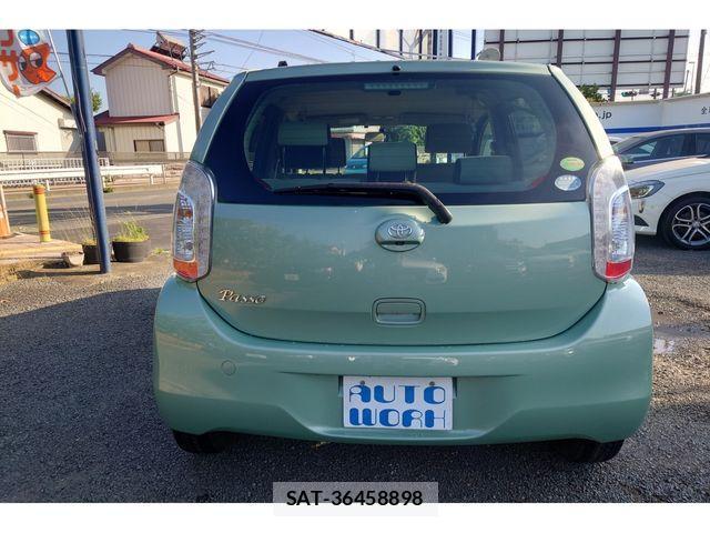 Toyota PASSO 2014-06 1073753-5