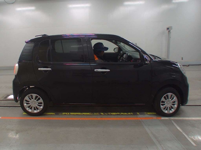 Toyota PASSO 2018-07 1076899-2