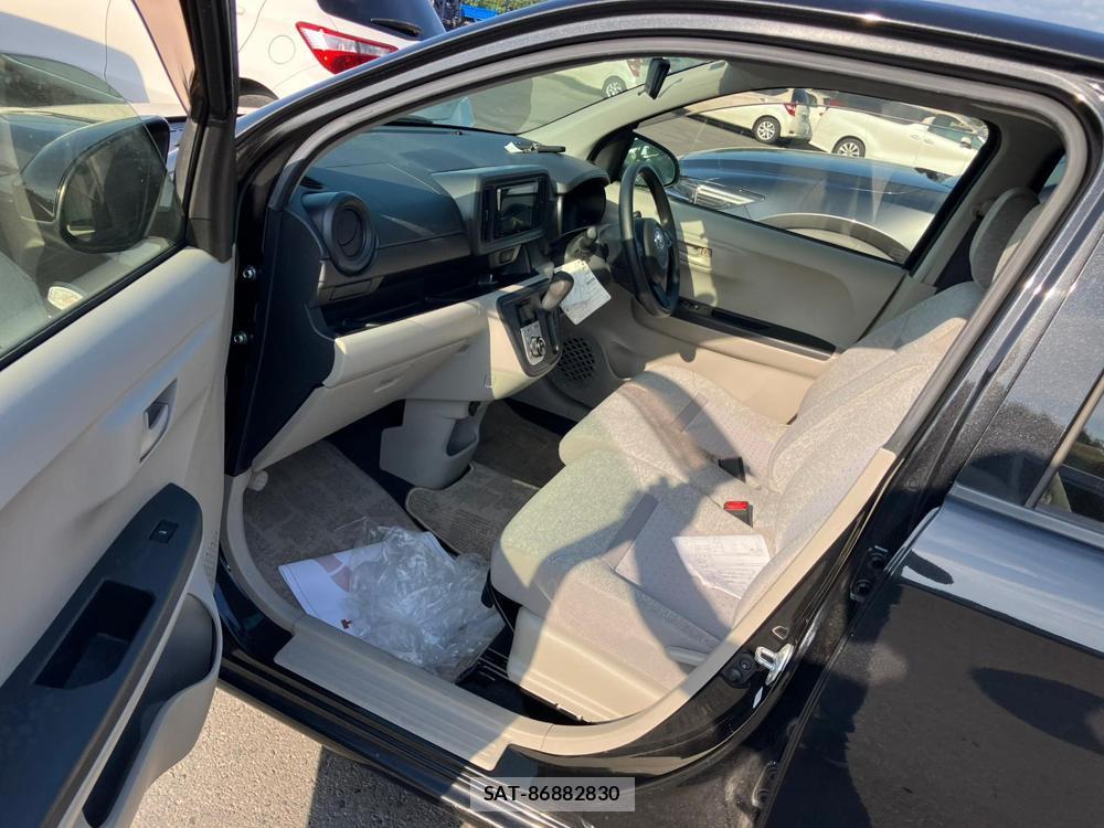 Toyota PASSO 2018-08 1300109-10