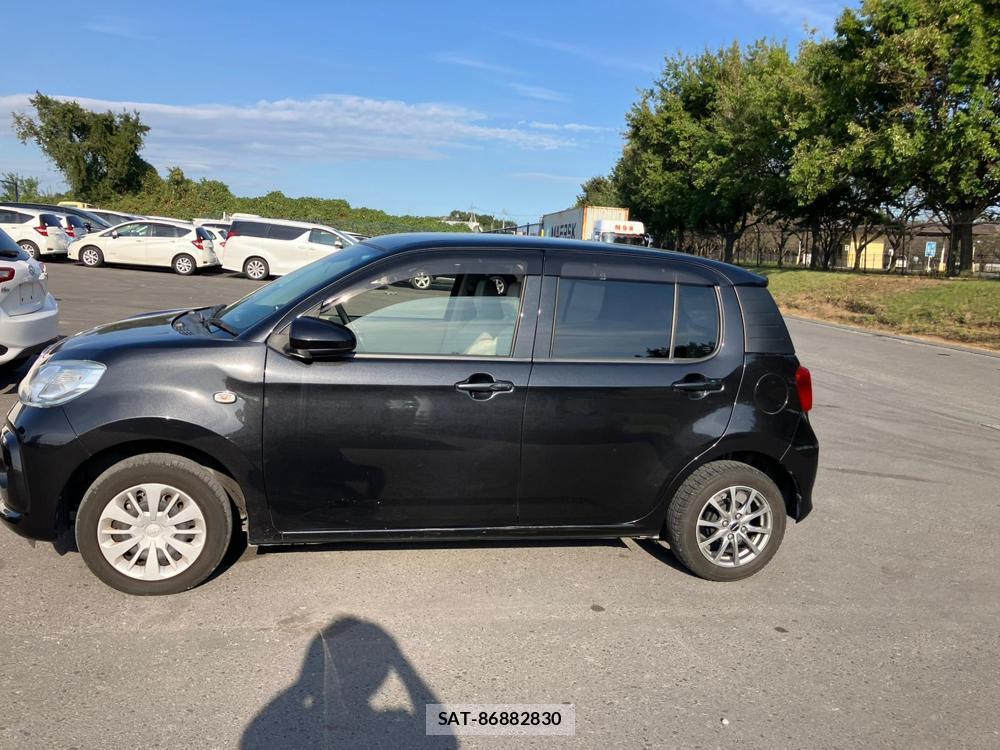 Toyota PASSO 2018-08 1300109-1