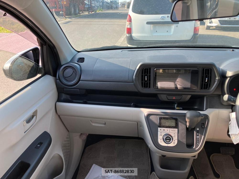 Toyota PASSO 2018-08 1300109-19