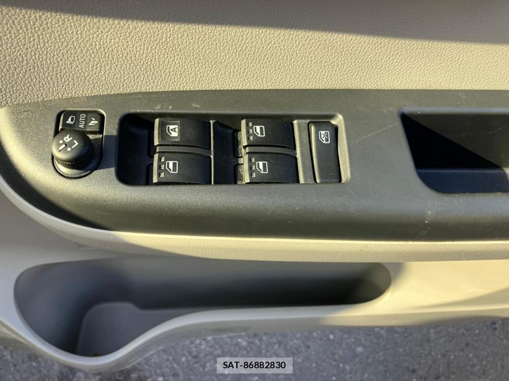 Toyota PASSO 2018-08 1300109-22