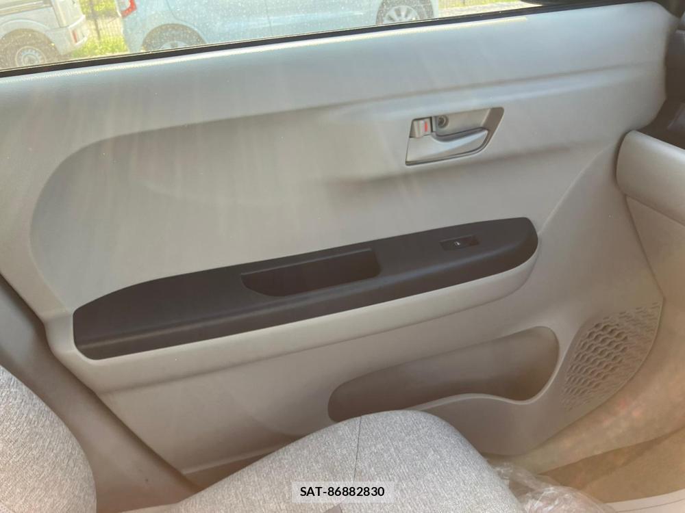 Toyota PASSO 2018-08 1300109-23