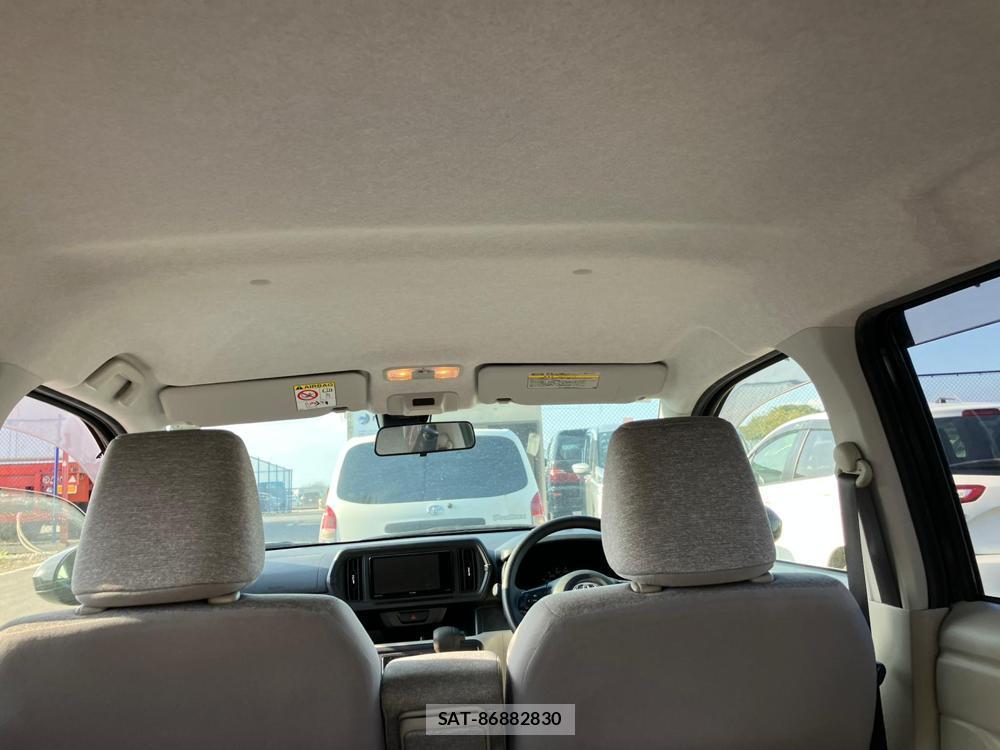 Toyota PASSO 2018-08 1300109-26