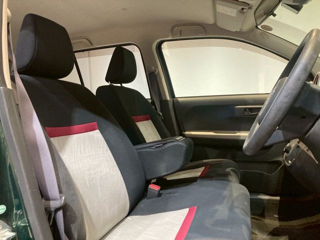 Toyota PASSO 2018-02 3679756-1