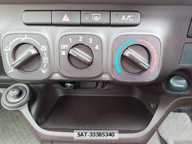 Toyota PASSO 2014-09 4640348-14