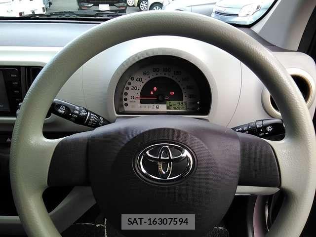 Toyota PASSO 2015-02 5875242-17