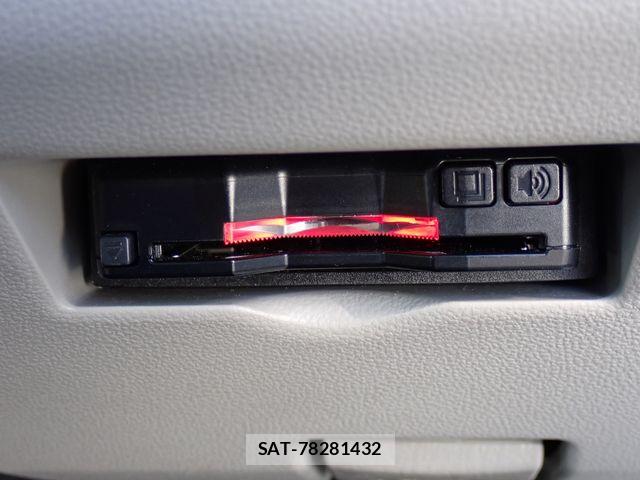 Toyota PASSO 2022-05 6015851-5