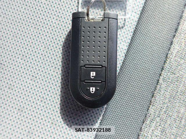 Toyota PASSO 2022-10 6015845-12