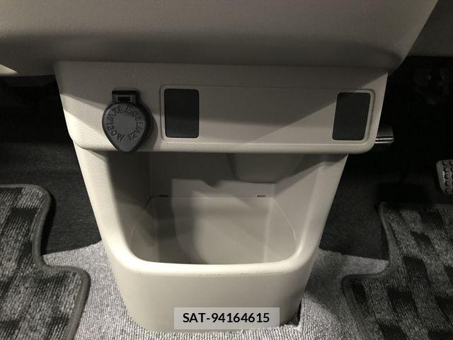 Toyota PASSO 2018-09 6816513-15