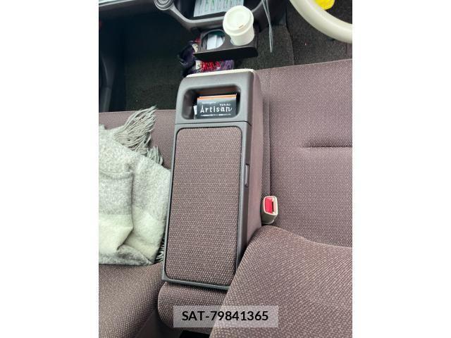 Toyota PASSO 2010-03 6911053-9