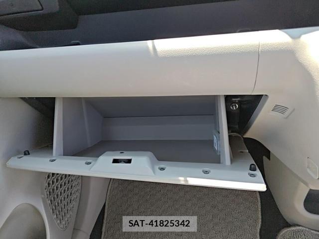 Toyota PASSO 2019-01 6997042-18