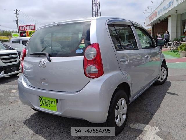 Toyota PASSO 2013-09 7223416-1