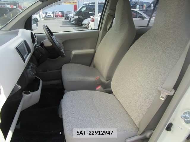 Toyota PASSO 2010-11 7223408-16