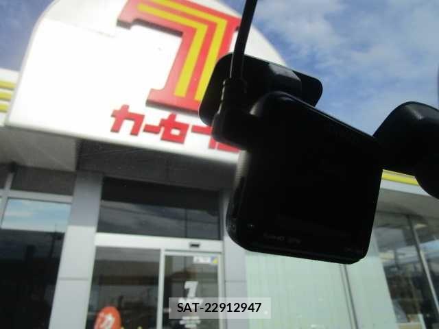 Toyota PASSO 2010-11 7223408-29