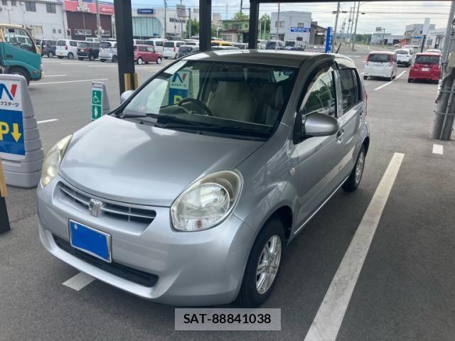 Toyota PASSO 2012-07 7217978-1