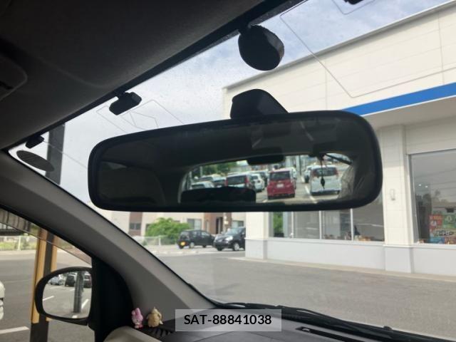 Toyota PASSO 2012-07 7217978-28