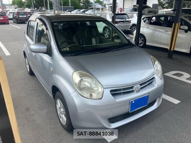 Toyota PASSO 2012-07 7217978-2