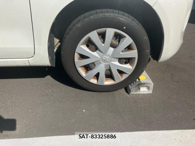 Toyota PASSO 2015-08 7216628-5