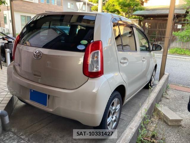 Toyota PASSO 2015-03 7218495-4