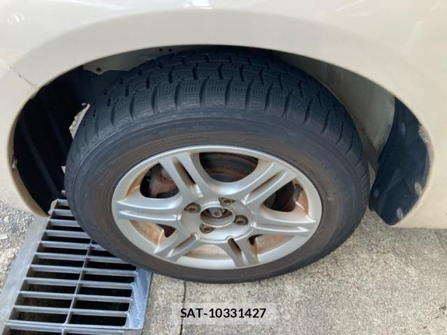 Toyota PASSO 2015-03 7218495-5