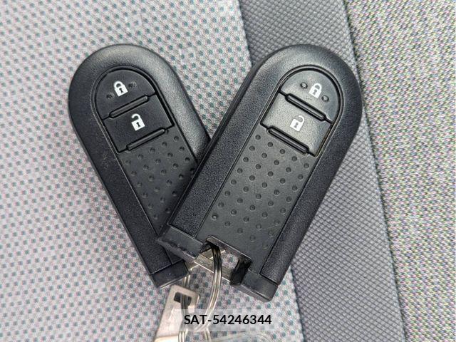 Toyota PASSO 2016-11 7217871-17