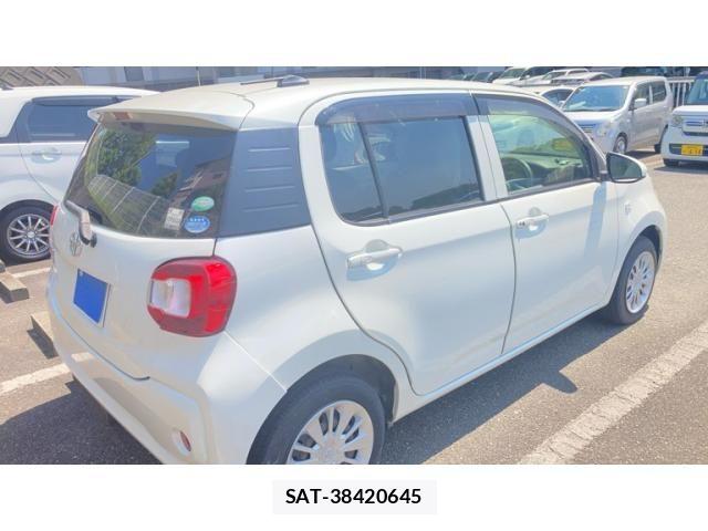 Toyota PASSO 2016-06 7217933-3