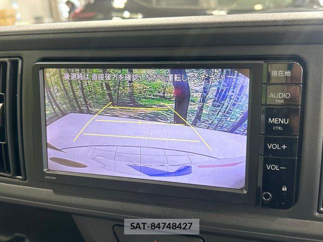 Toyota PASSO 2018-06 7249930-3