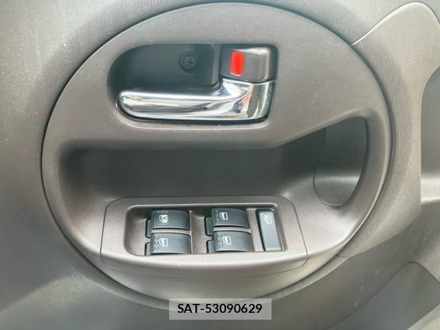 Toyota PASSO 2015-03 7329271-13