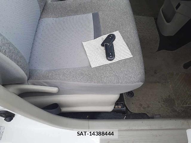 Toyota PASSO 2019-04 7351401-9