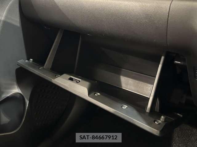 Toyota PASSO 2019-08 7393516-23