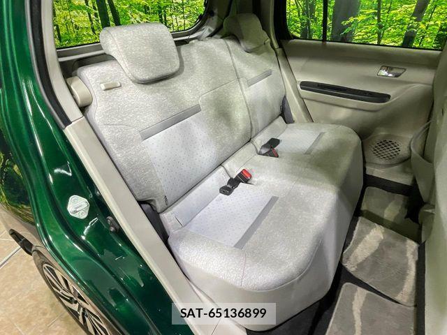 Toyota PASSO 2017-10 7456707-8