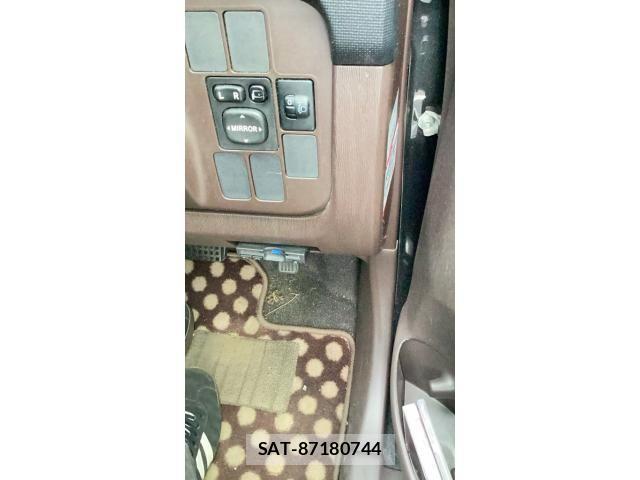 Toyota PASSO 2013-06 7456720-21