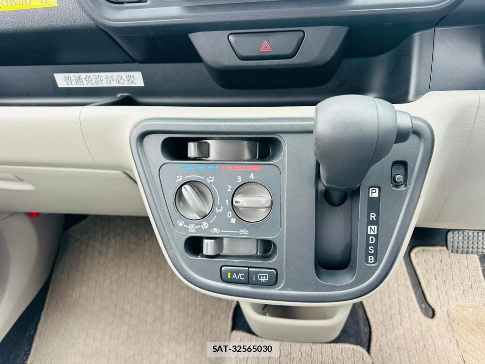 Toyota PASSO 2020 7242617-19