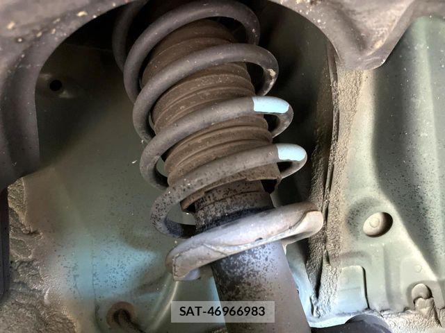 Toyota PASSO 2016-08 7502180-19