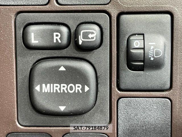 Toyota PASSO 2011-11 7502183-5