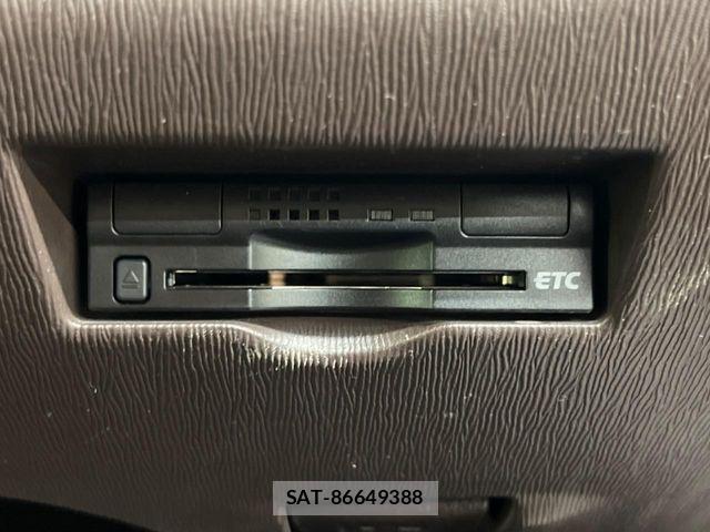 Toyota PASSO 2013-12 7502184-3