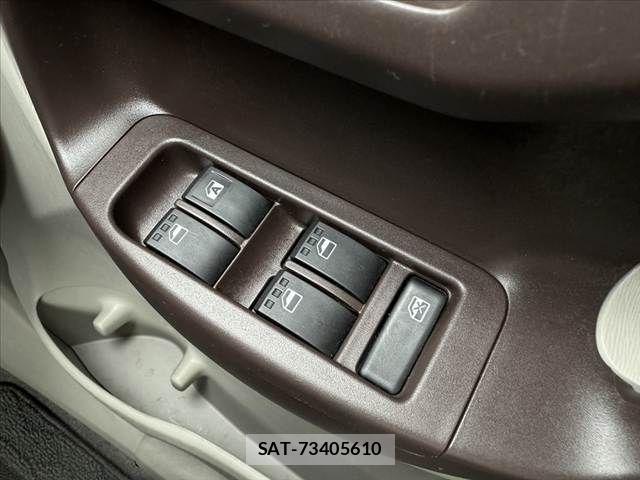 Toyota PASSO 2011-09 7502185-20