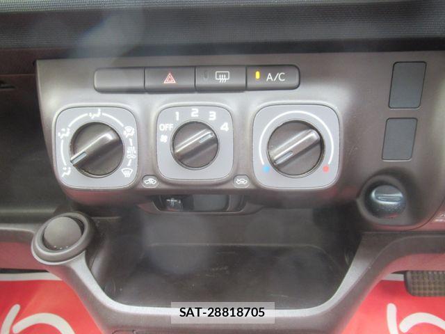 Toyota PASSO 2013-07 7619133-20