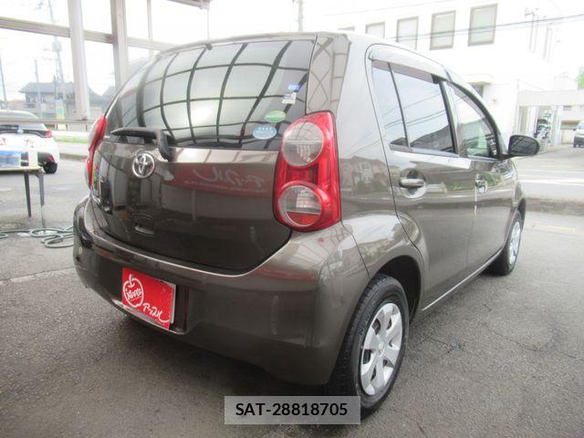 Toyota PASSO 2013-07 7619133-2