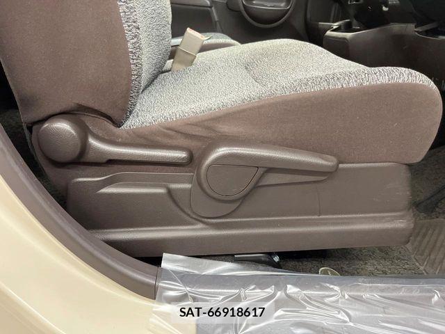 Toyota PASSO 2013-06 7619131-6