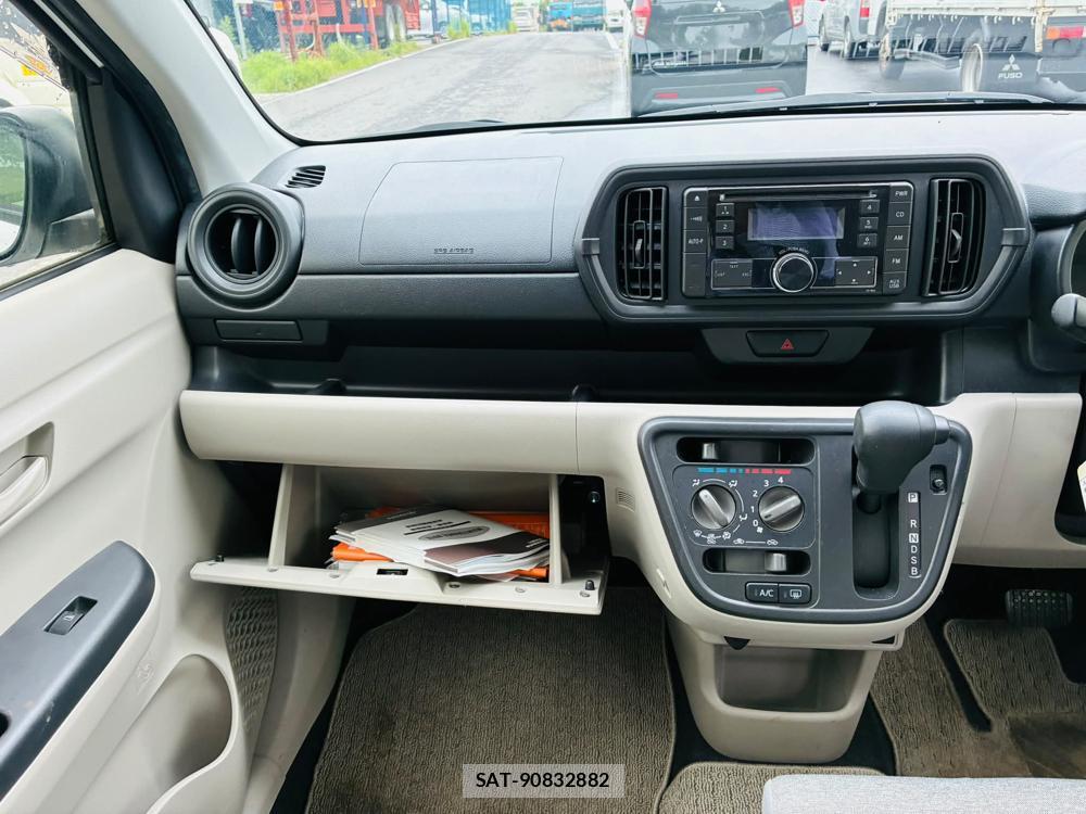 Toyota PASSO 2020-05 7496369-17